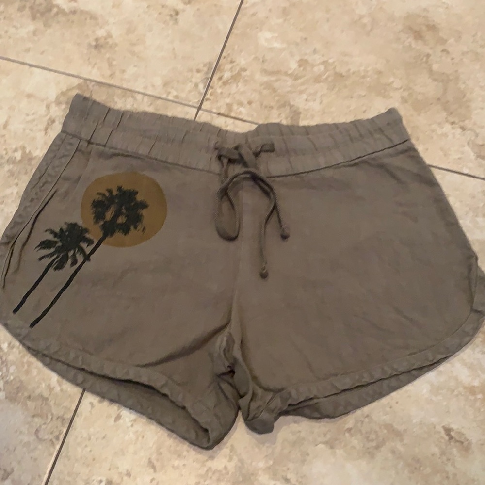 James Perse size 0 linen tropical shorts